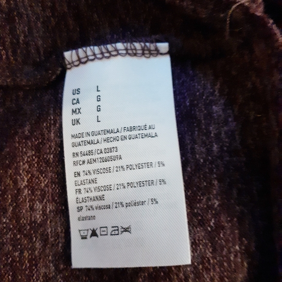 Sweater - Picture 5 of 6